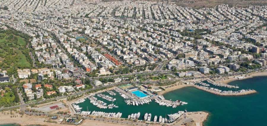 Πανοραμική άποψη της Γλυφάδας από ψηλά