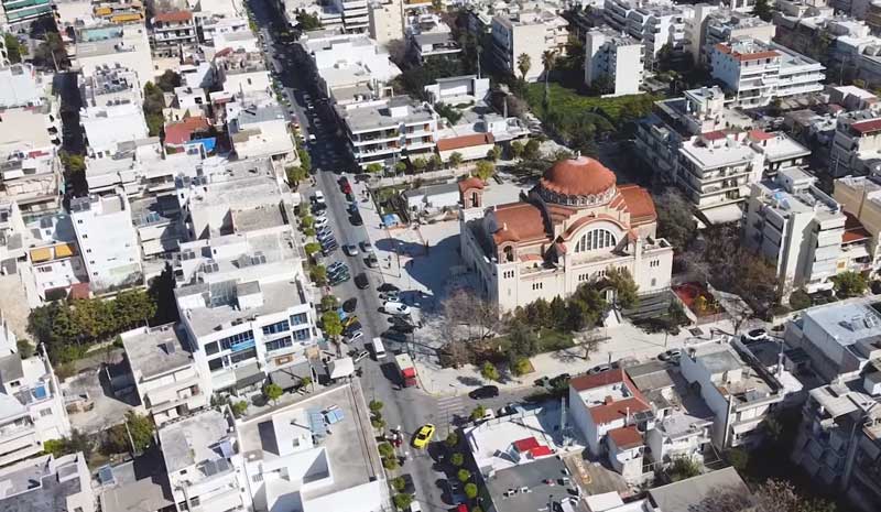 Άποψη του Μοσχάτου με τον Ιερό Ναό Μεταμορφώσεως του Σωτήρος στο κέντρο.